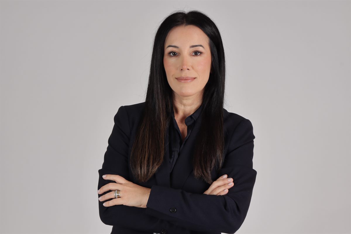 Juliana Coelho Ostermayer, advogada especialista em regularização de imóveis